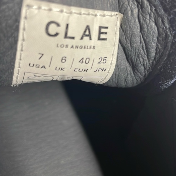 CLAE MALONE - Navy Malone Leather Sneakers - Picture 6 of 10